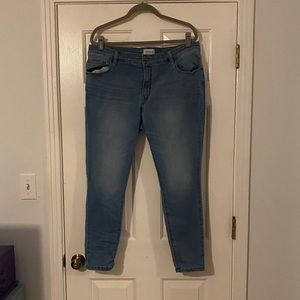 Crown and Ivy light wash skinny jeans size 18W